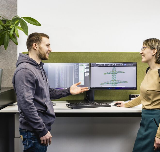 Planung von Energieinfrastruktur: Cteam Ingenieure bei der Projektierung von Stromleitungen. Planung von Energieinfrastruktur: Cteam Ingenieure bei der Projektierung von Stromleitungen.